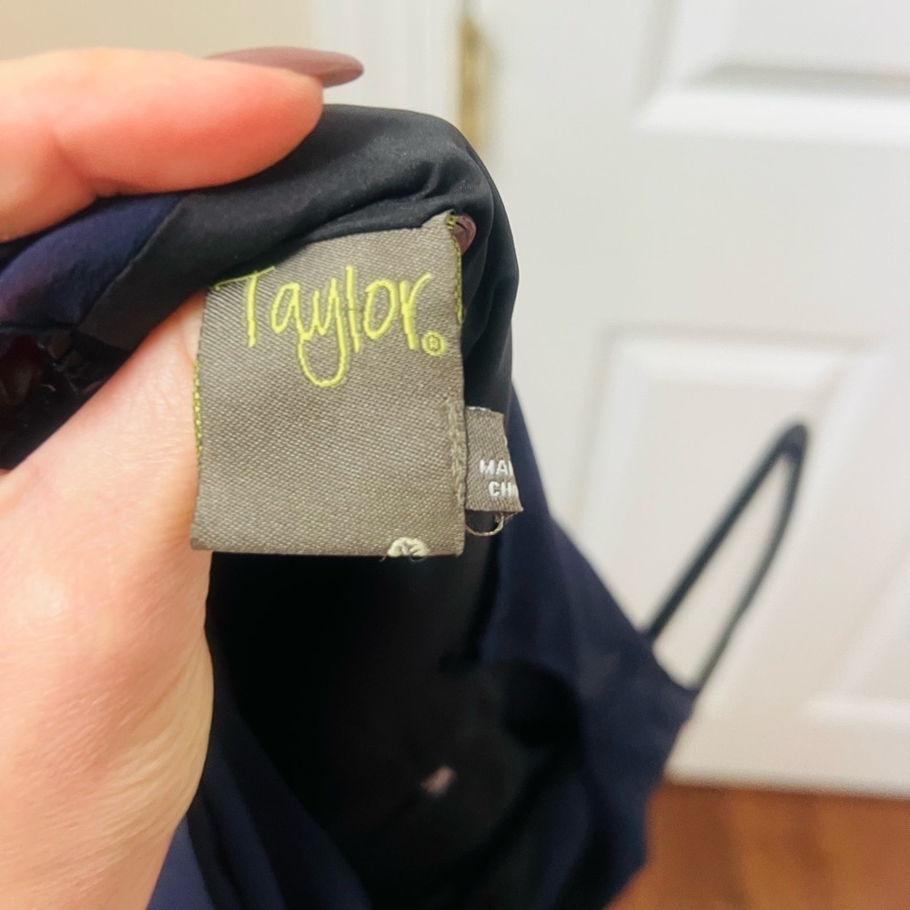 Taylor Black Formal  Dress - Picture 5 of 6